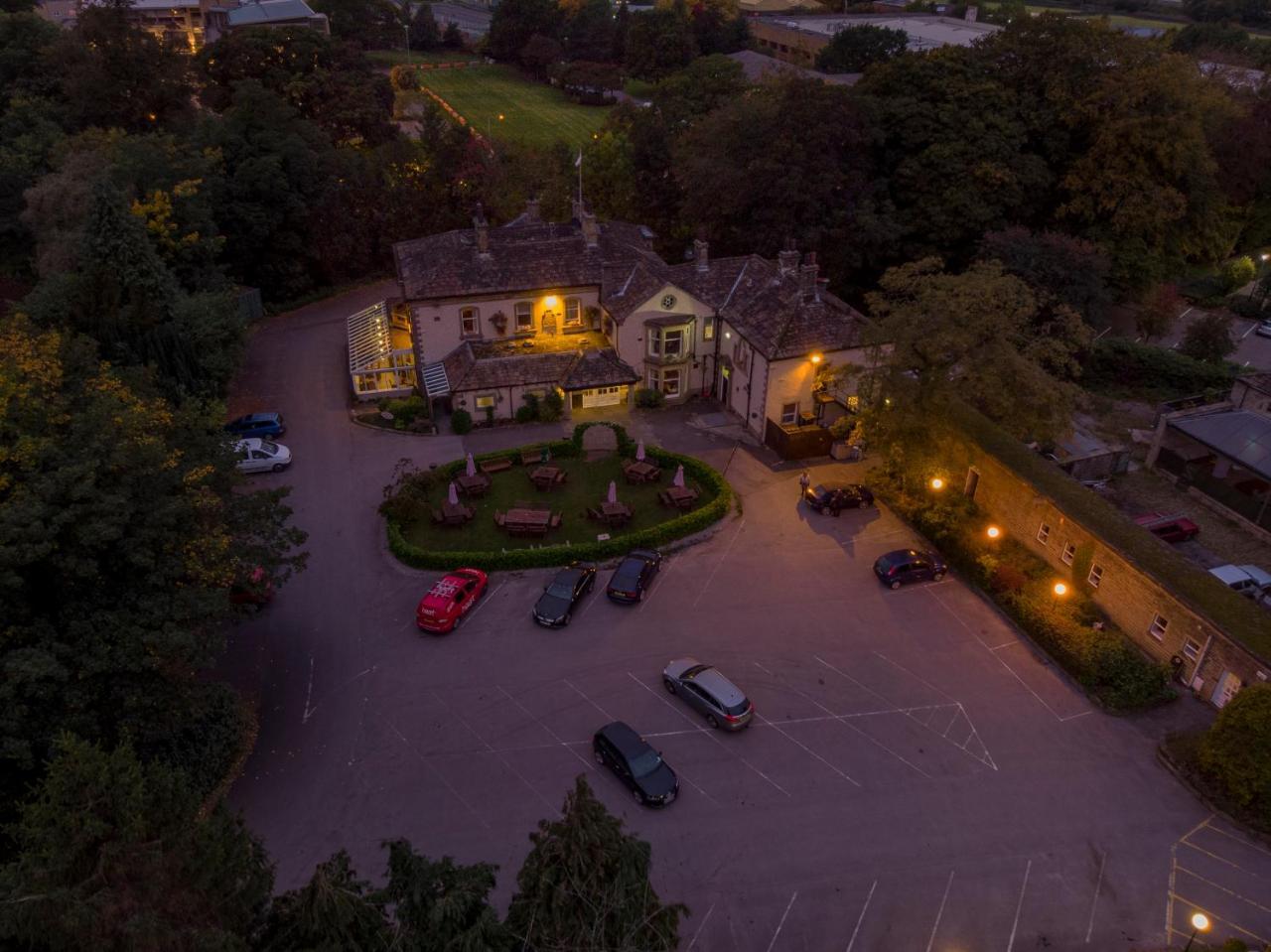 Steeton Hall Hotel & Restaurant Exterior foto